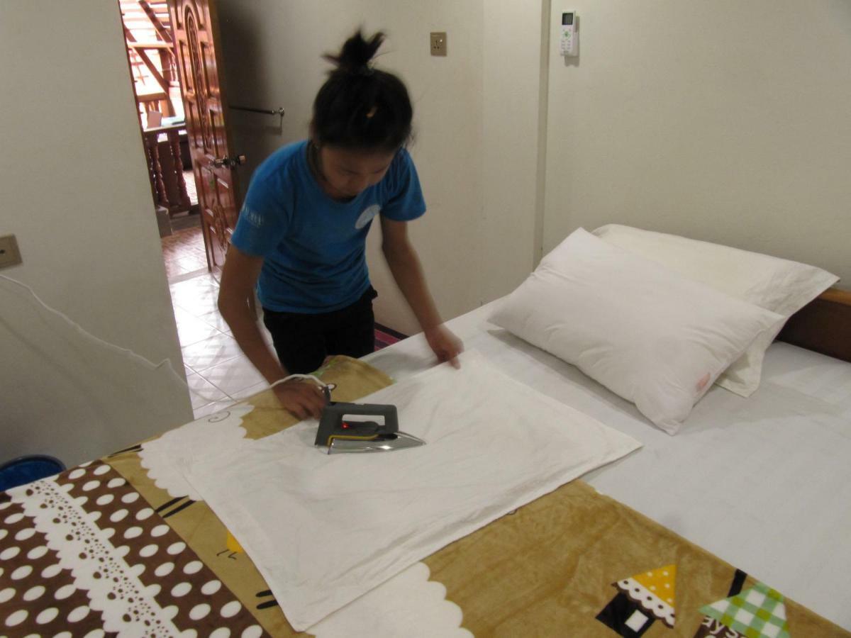 Lux Pillow Hostel Hpa-an Exterior foto