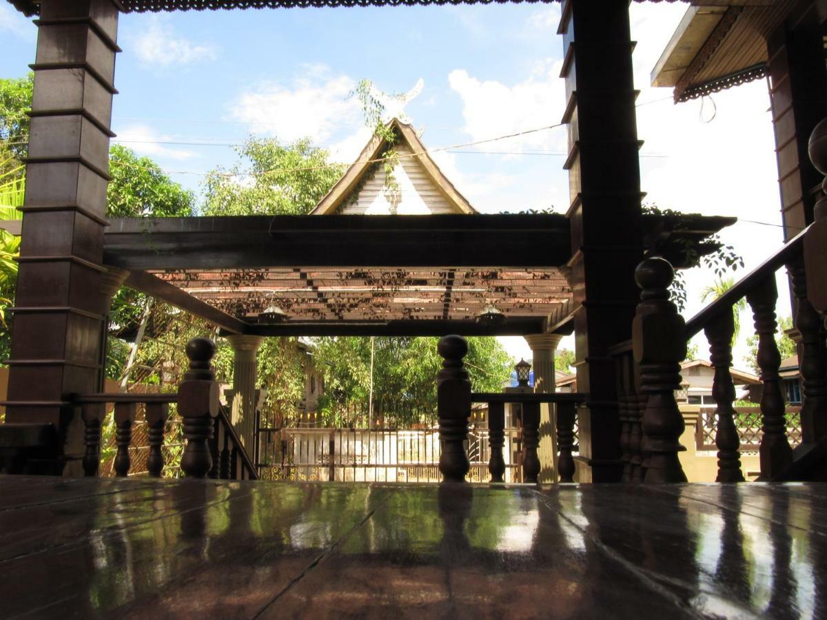 Lux Pillow Hostel Hpa-an Exterior foto